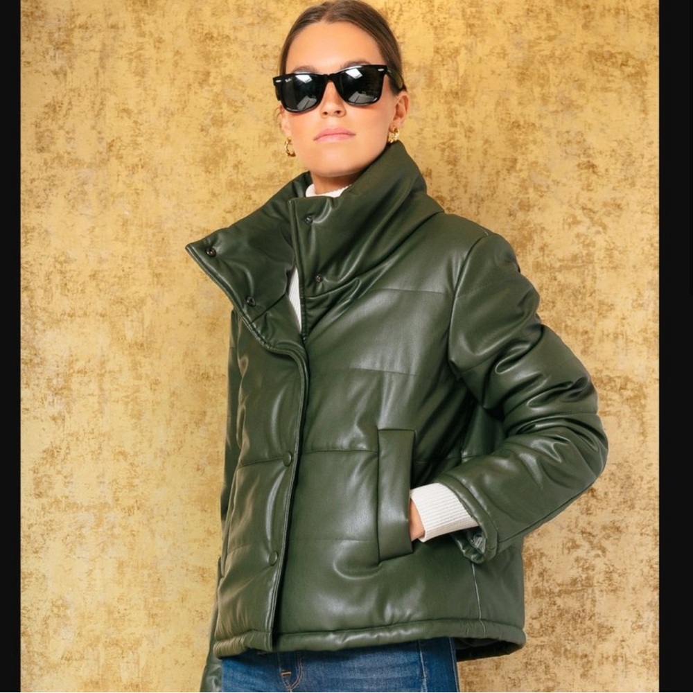 Pomander Place by Tuckernuck Ralph Jacket, like new